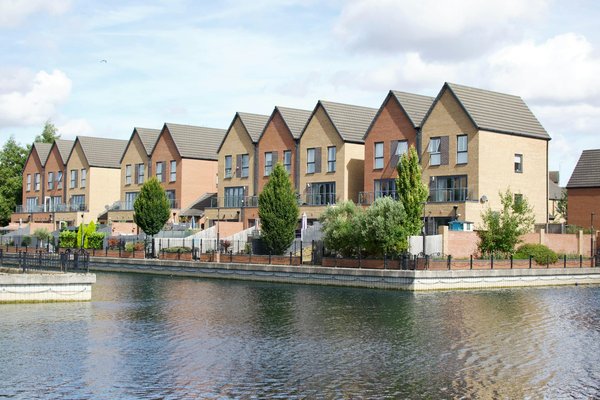 Les portes-fenêtres coulissantes en pvc : innovation et style